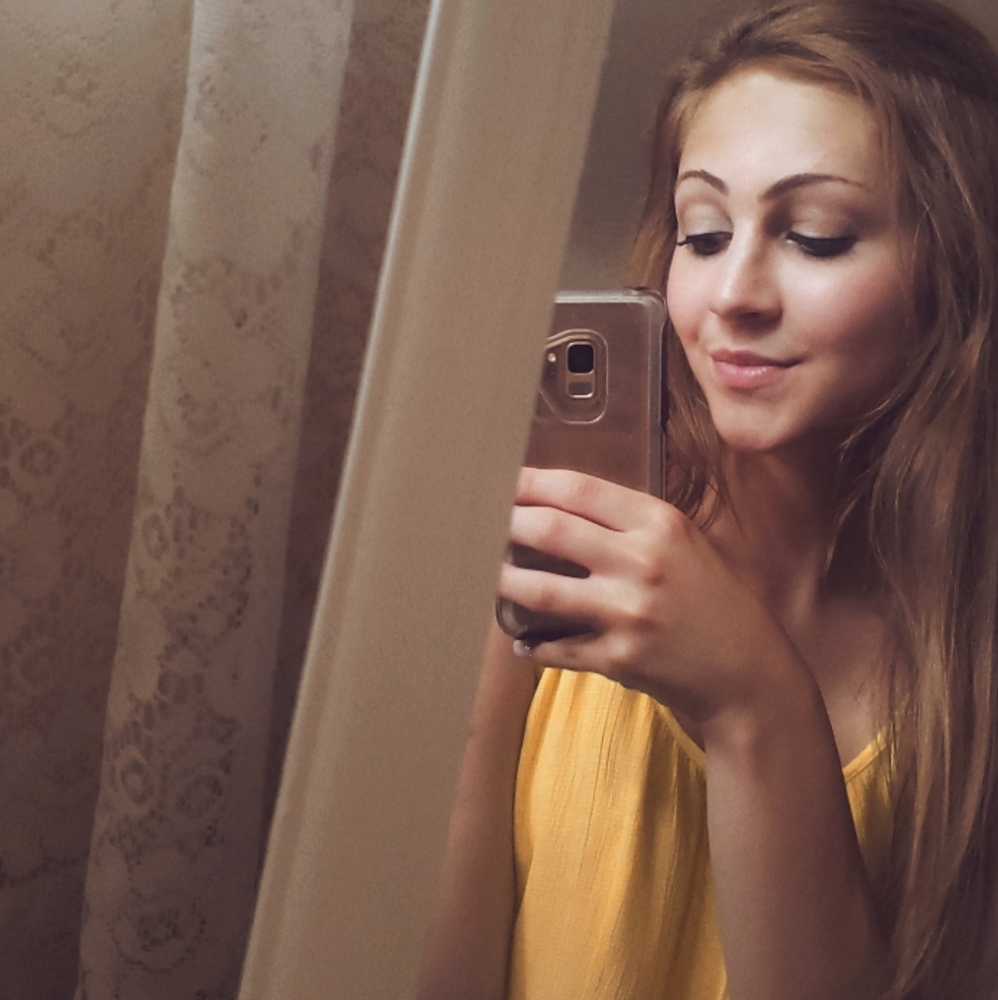 Meet your Posher, Amy